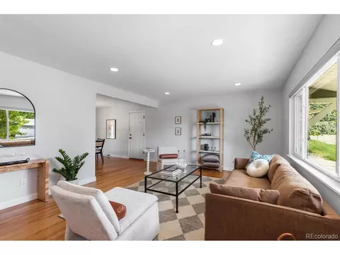 7865 E Jefferson Pl, Denver, CO 80237 photo 3