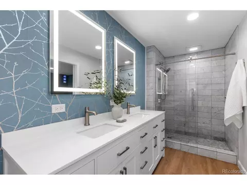7865 E Jefferson Pl, Denver, CO 80237 photo 18