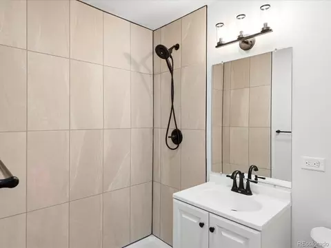 Bath - 5 Stuart St, Denver, CO 80219 photo 1 of 2