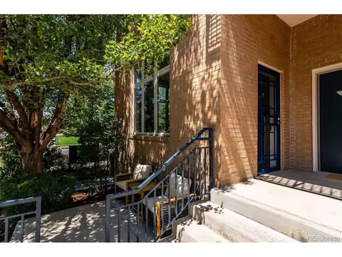 220 Roslyn St #701, Denver, CO 80230