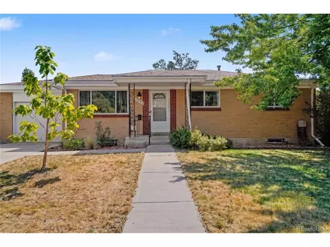 1092 S Iris St, Lakewood, CO 80226