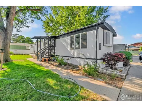 1400 S Collyer St #301, Longmont, CO 80501