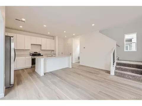 227 Adams St, Bennett, CO 80102 photo 8