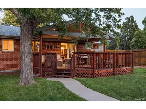 Exterior - 7095 S Cherry Dr, Littleton, CO 80122 photo 7 of 14