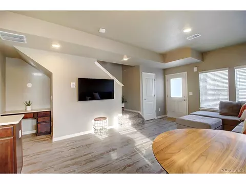 175 S 8th St, Berthoud, CO 80513 photo 4