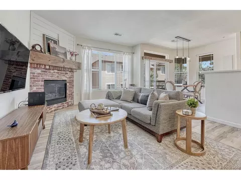 8456 S Hoyt Way #207, Littleton, CO 80128