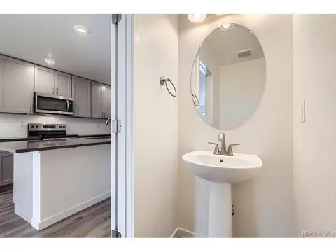 10231 E 62nd Pl, Denver, CO 80238 photo 28