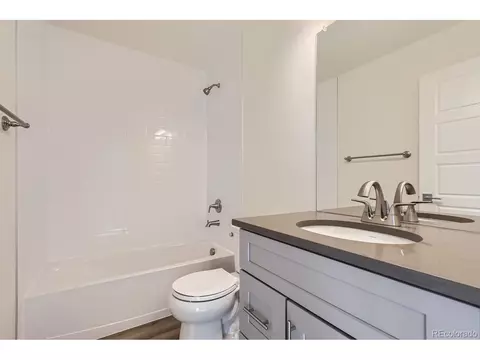 10231 E 62nd Pl, Denver, CO 80238 photo 36
