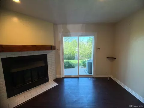 Living - 1663 S Blackhawk Way #A, Aurora, CO 80012 photo 4 of 5