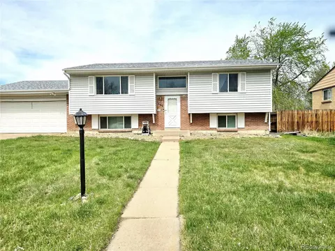 465 Salem St, Aurora, CO 80011