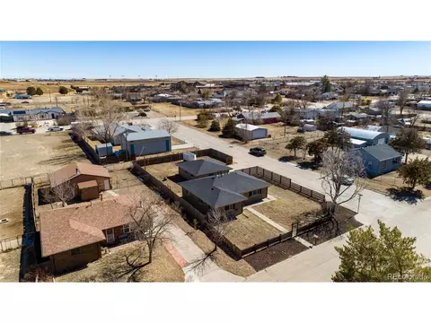 710 4th St, Bennett, CO 80102 photo 8