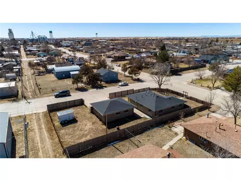 710 4th St, Bennett, CO 80102 photo 6