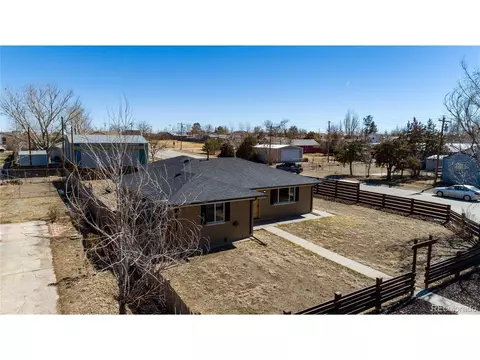 710 4th St, Bennett, CO 80102 photo 7
