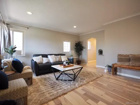 3140 N Steele St, Denver, CO 80205 photo 2