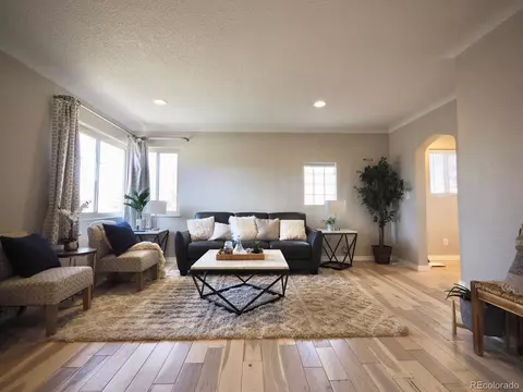 3140 N Steele St, Denver, CO 80205 photo 4