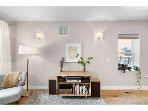1321 E 33rd Ave, Denver, CO 80205 photo 7