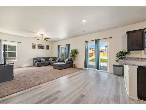 375 Spruce St, Bennett, CO 80102 photo 4