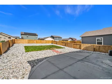 375 Spruce St, Bennett, CO 80102 photo 16