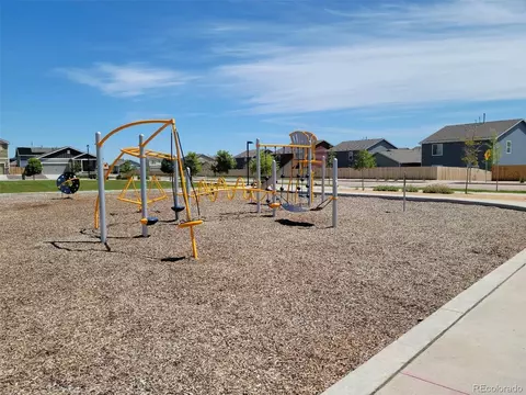 375 Spruce St, Bennett, CO 80102 photo 21