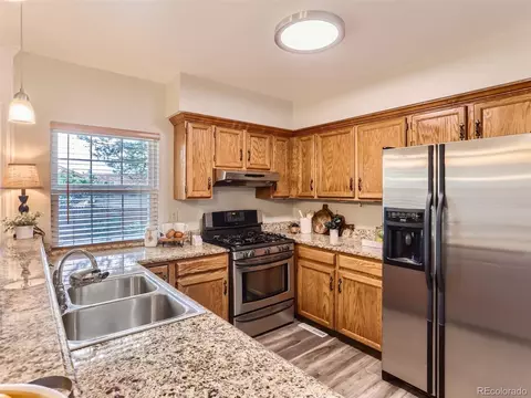19391 E Scott Pl, Denver, CO 80249 photo 9