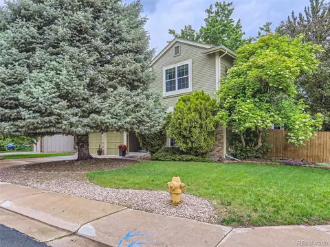 19391 E Scott Pl, Denver, CO 80249 photo 2
