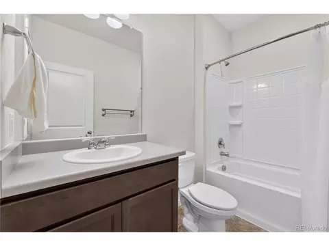 Bath - 163 Coyote St, Bennett, CO 80102 photo 3 of 3