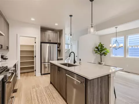 21462 E 60th Ave, Aurora, CO 80019 photo 11
