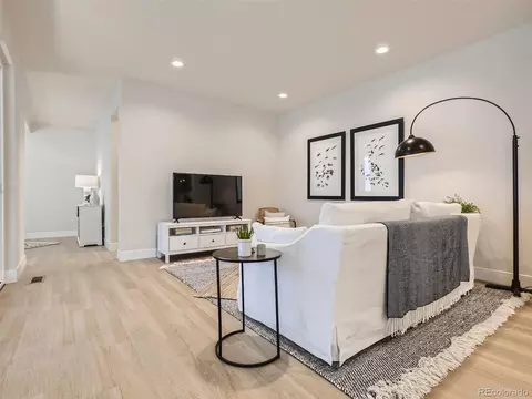 21462 E 60th Ave, Aurora, CO 80019 photo 6