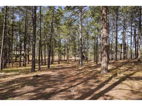 7335 Swan Rd, Colorado Springs, CO 80908