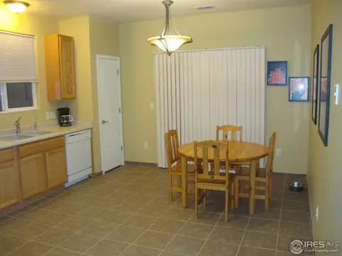 345 Ivory Cir, Aurora, CO 80011 photo 6