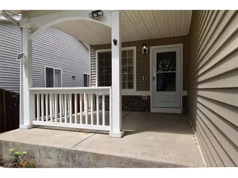 Exterior - 19625 E Montview Dr, Aurora, CO 80011 photo 4 of 6