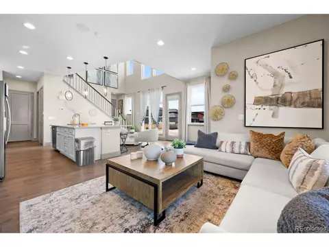 6020 N Orleans St, Aurora, CO 80019