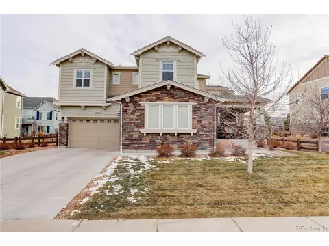 27270 E Lakeview Dr, Aurora, CO 80016 photo 1