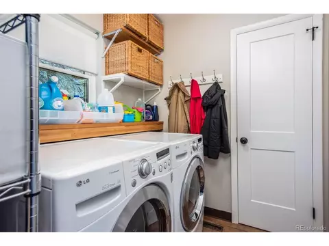 890 E Pinewood Ave, Centennial, CO 80121 photo 21