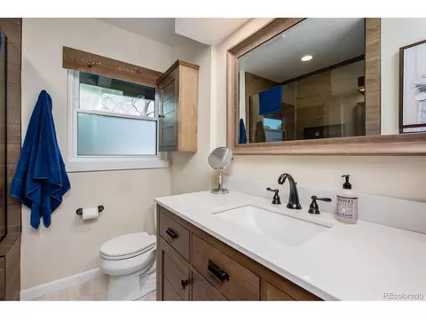 890 E Pinewood Ave, Centennial, CO 80121 photo 23