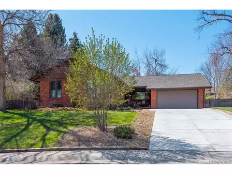 890 E Pinewood Ave, Centennial, CO 80121 photo 2