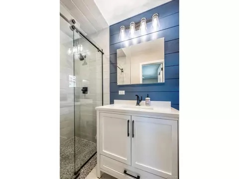 890 E Pinewood Ave, Centennial, CO 80121 photo 28