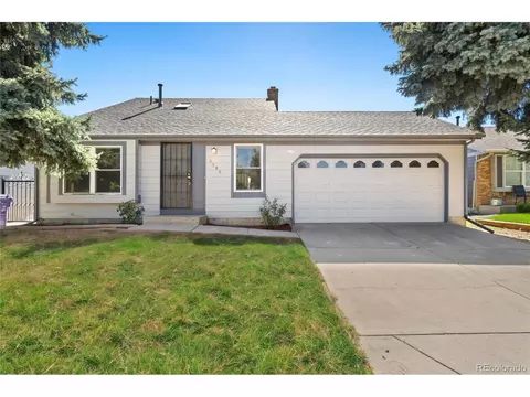 4586 Eugene Way, Denver, CO 80239 photo 18