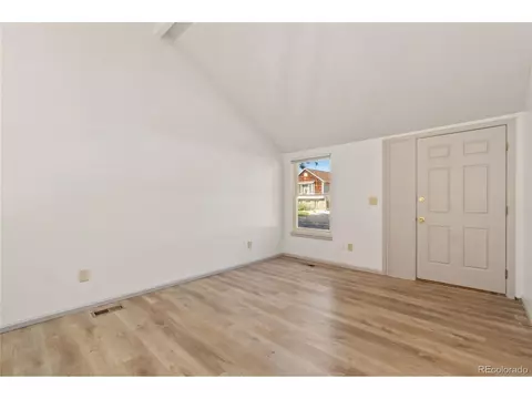 4586 Eugene Way, Denver, CO 80239 photo 4