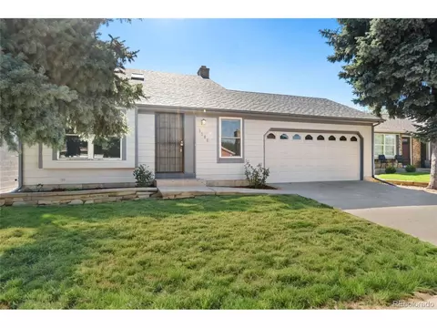 4586 Eugene Way, Denver, CO 80239 photo 3