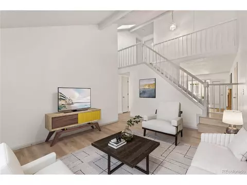4586 Eugene Way, Denver, CO 80239 photo 2
