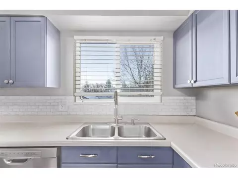 2268 S Laredo St, Aurora, CO 80013 photo 8