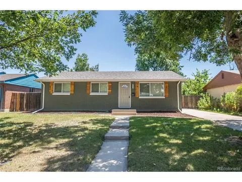 966 S Joliet St, Aurora, CO 80012