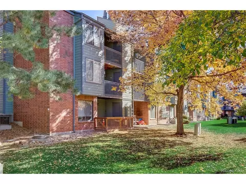 3656 S Depew St #201, Lakewood, CO 80235
