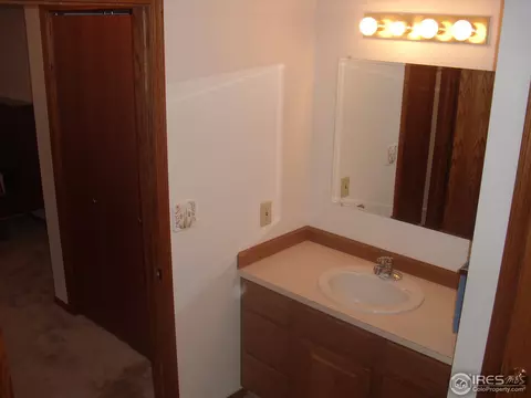 308 Howell Ave, Brush, CO 80723 photo 6