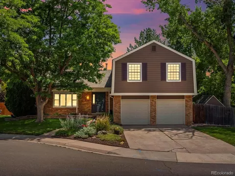 9301 W Hialeah Pl, Littleton, CO 80123
