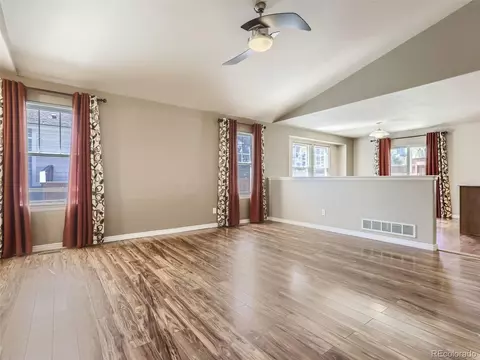 20792 E Girard Dr, Aurora, CO 80013 photo 3