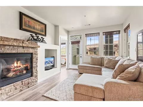 152 Village Rd #B-206, Granby, CO 80446