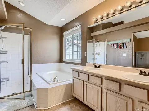 19452 E 42nd Ave, Denver, CO 80249 photo 17