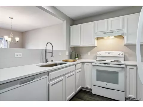 21969 E Crestline Ln, Aurora, CO 80015 photo 8
